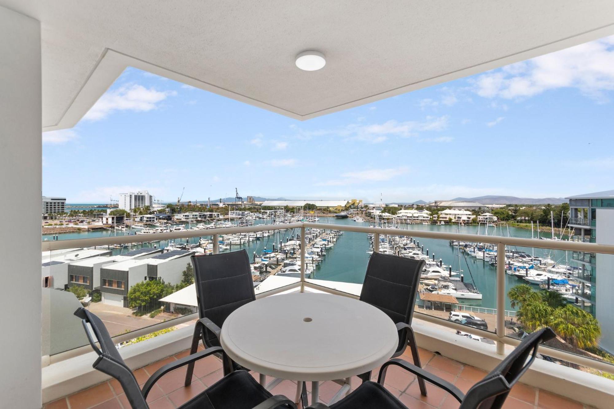 Mariners North Holiday Apartments Townsville Buitenkant foto