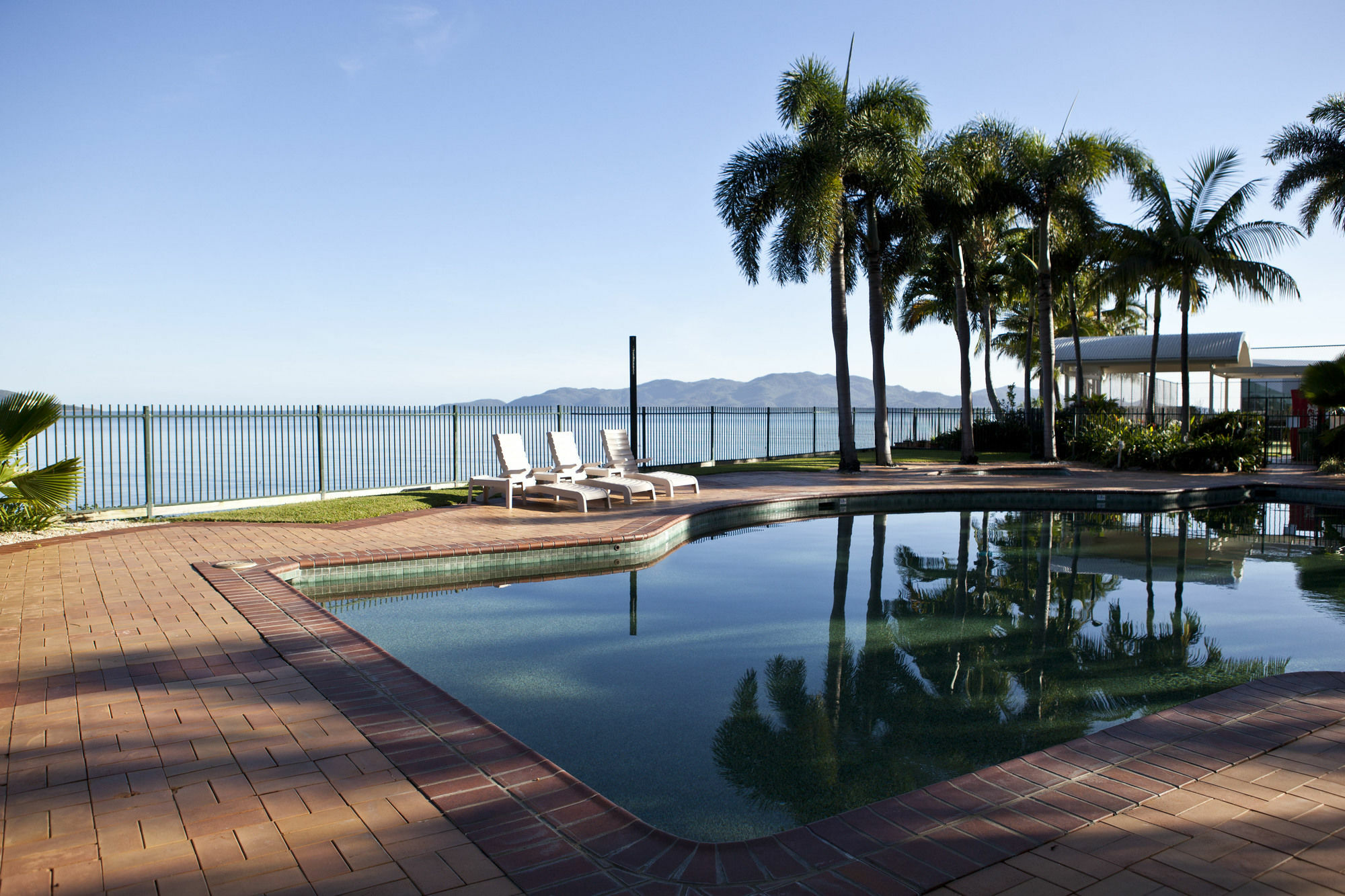Mariners North Holiday Apartments Townsville Buitenkant foto